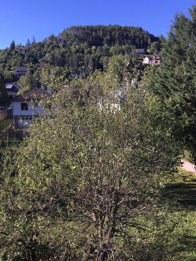 Bed and Breakfast Au Bord De L'Eau La Canourgue Exterior foto